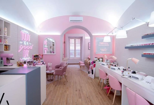 NAIL EASY / Nail Bar, Cocktails and more